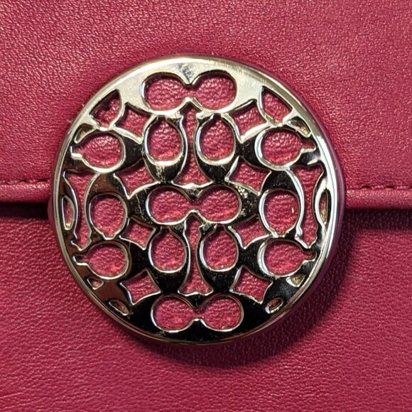 Coach Burgundy Signature Large Fold Wallet - Picture 5 of 16